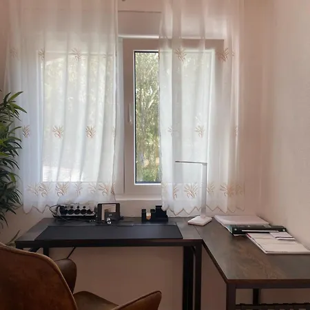 Ourasea Apartment