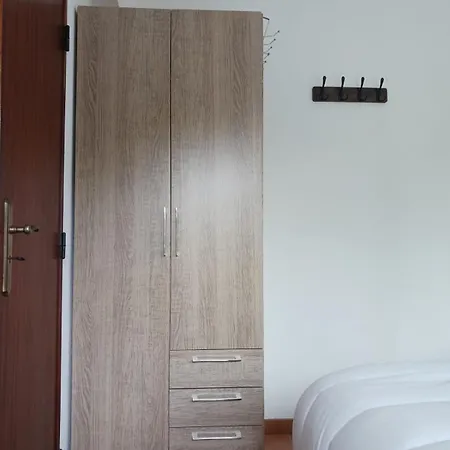 Ourasea Apartment *